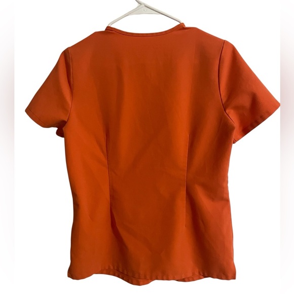 FIGS Catarina One-Pocket Scrub Top - Picture 3 of 4